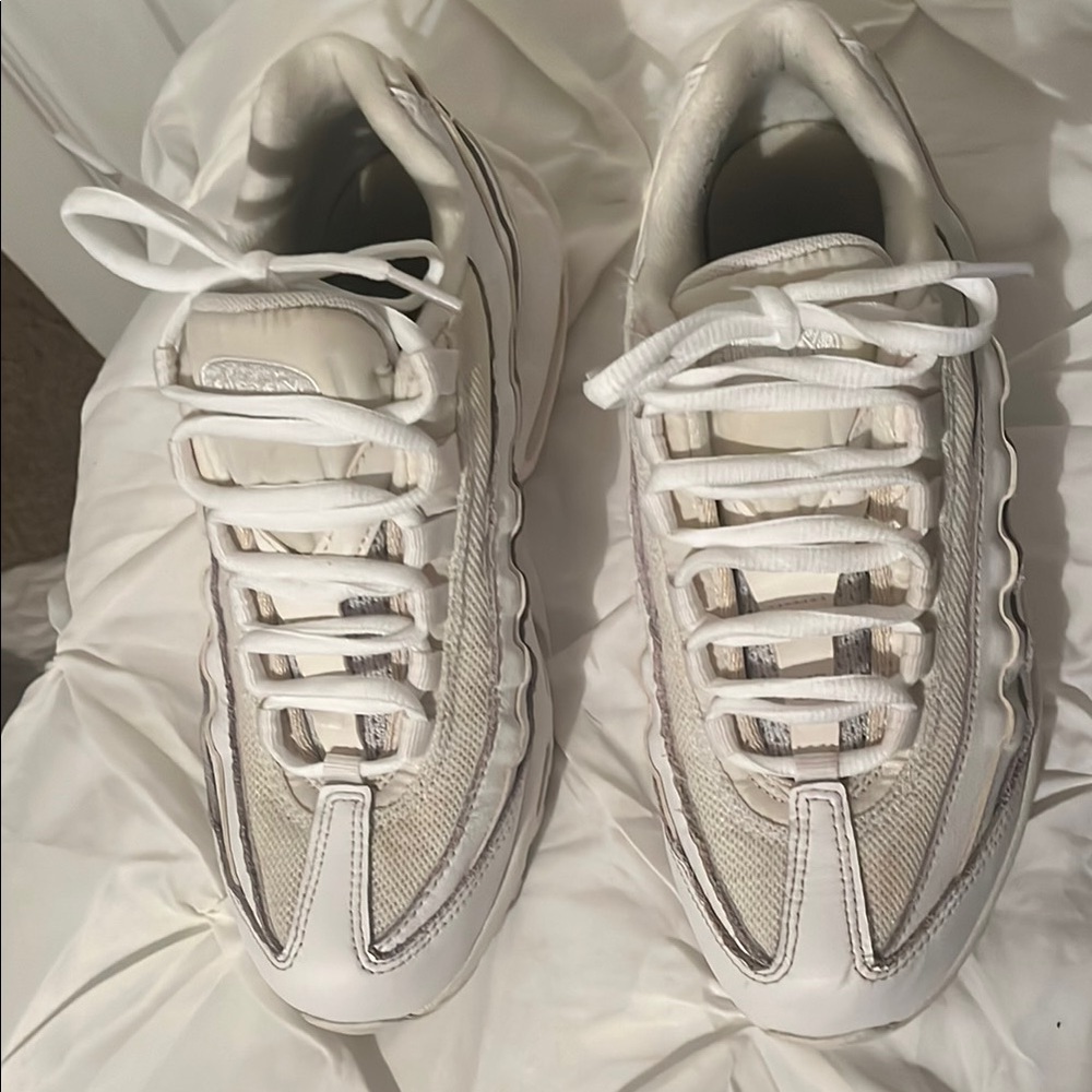Nike Air Max 95 White Sneakers - Picture 2 of 4